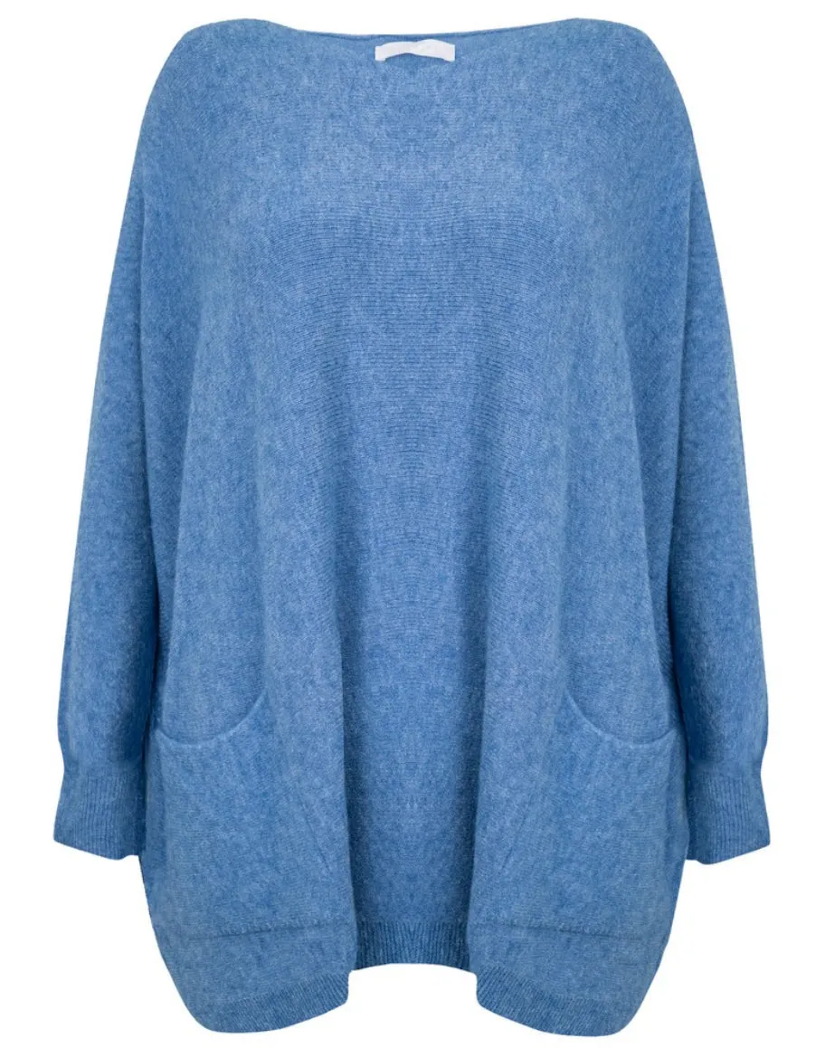 Amazing Woman Caryf X Oversized Jumper