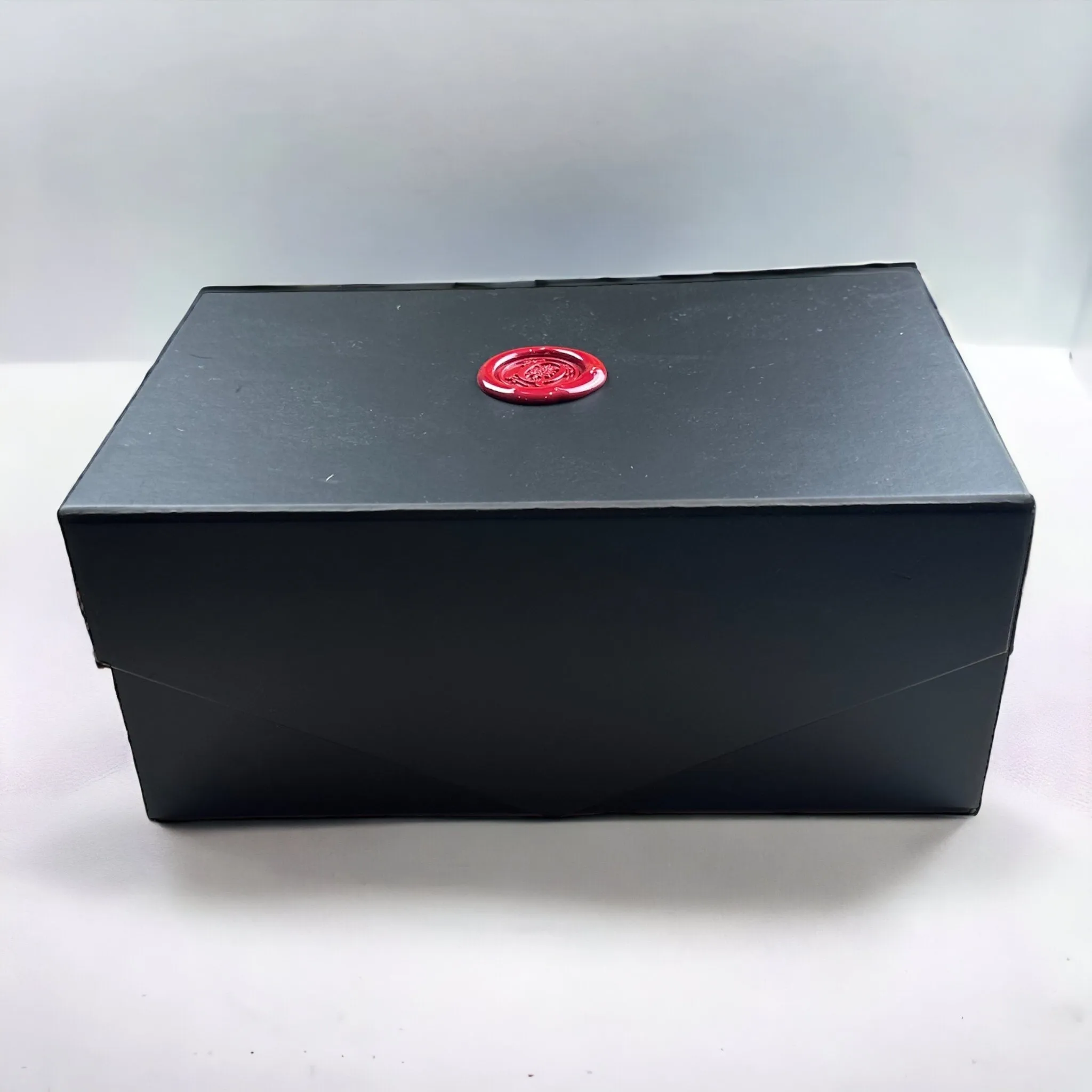 Beheaded Queens Royal Bath Gift Box