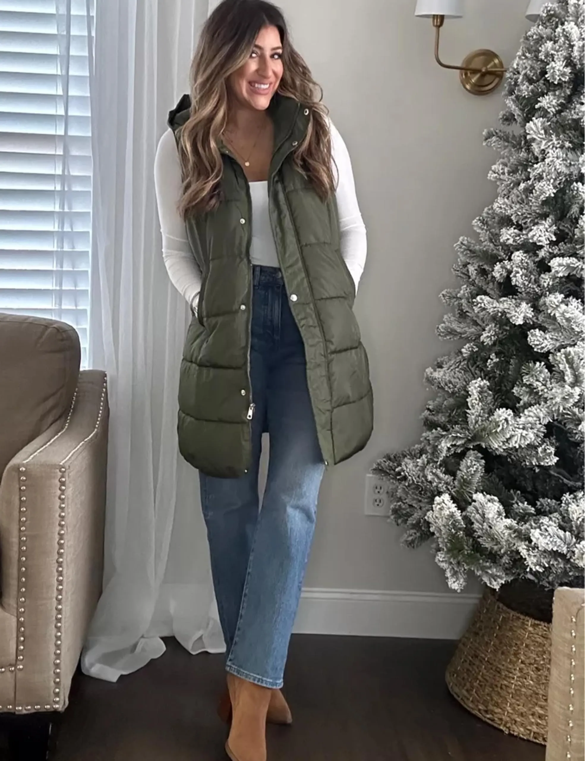 Black Women's Long Puffer Vest Casual Sleeveless Puffy Jacket - Tanming