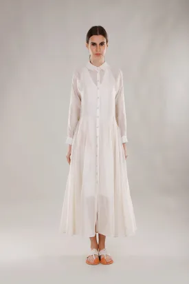 Dhi Dress with classic shirt cuffs