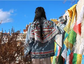 Embroidered Loose Denim Jacket