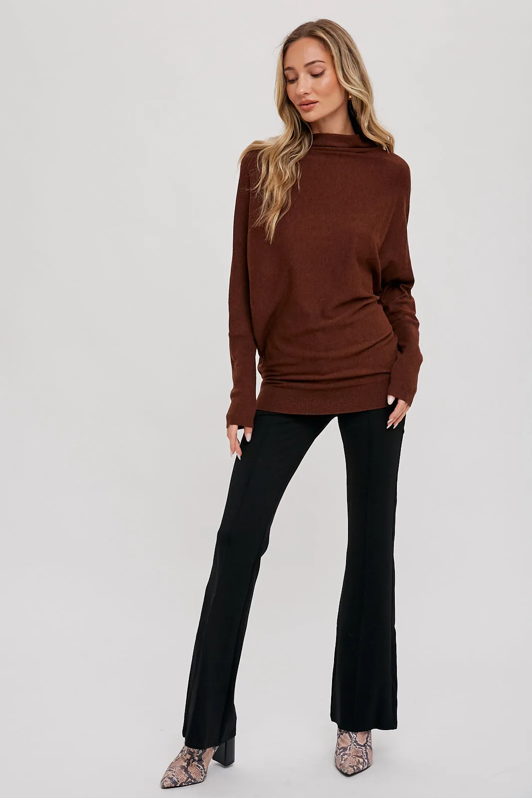 LIGHTWEIGHT SLOUCH NECK PULLOVER